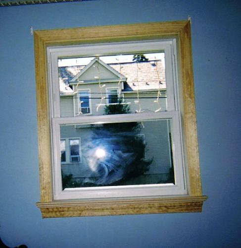 Double hung window